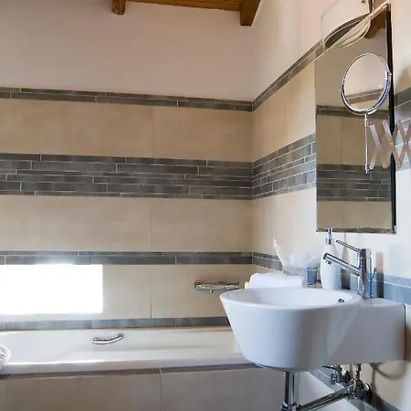 Alonissos Poikilma - Luxury In Alonissos In Nature With Private Pools