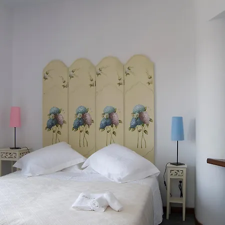 Alonissos Poikilma - Luxury In Alonissos In Nature With Private Pools