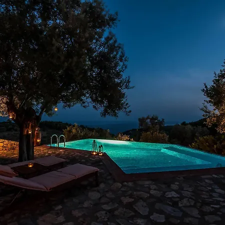 Вилла Alonissos Poikilma - Luxury In Alonissos In Nature With Private Pools Милия