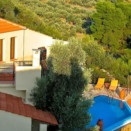 Alonissos Poikilma - Luxury In Alonissos In Nature With Private Pools