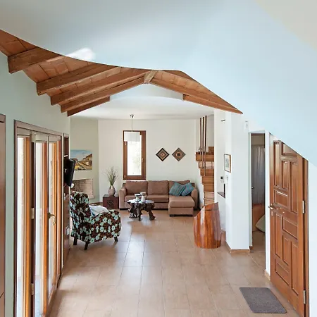 Alonissos Poikilma - Luxury In Alonissos In Nature With Private Pools *