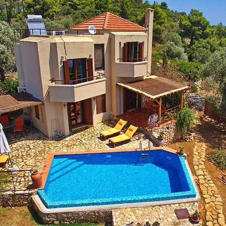 Alonissos Poikilma - Luxury In Alonissos In Nature With Private Pools Villa