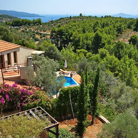 Alonissos Poikilma - Luxury In Alonissos In Nature With Private Pools Вилла Милия