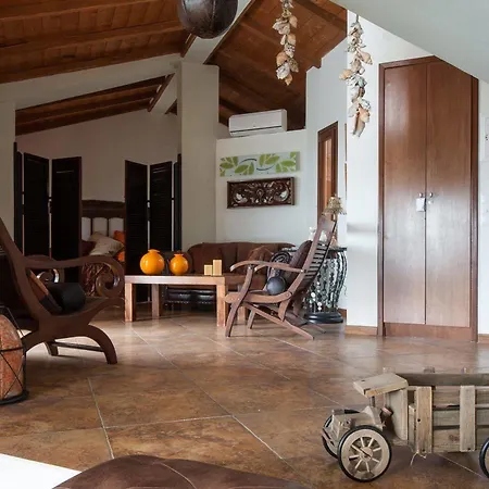 Villa Alonissos Poikilma - Luxury In Alonissos In Nature With Private Pools